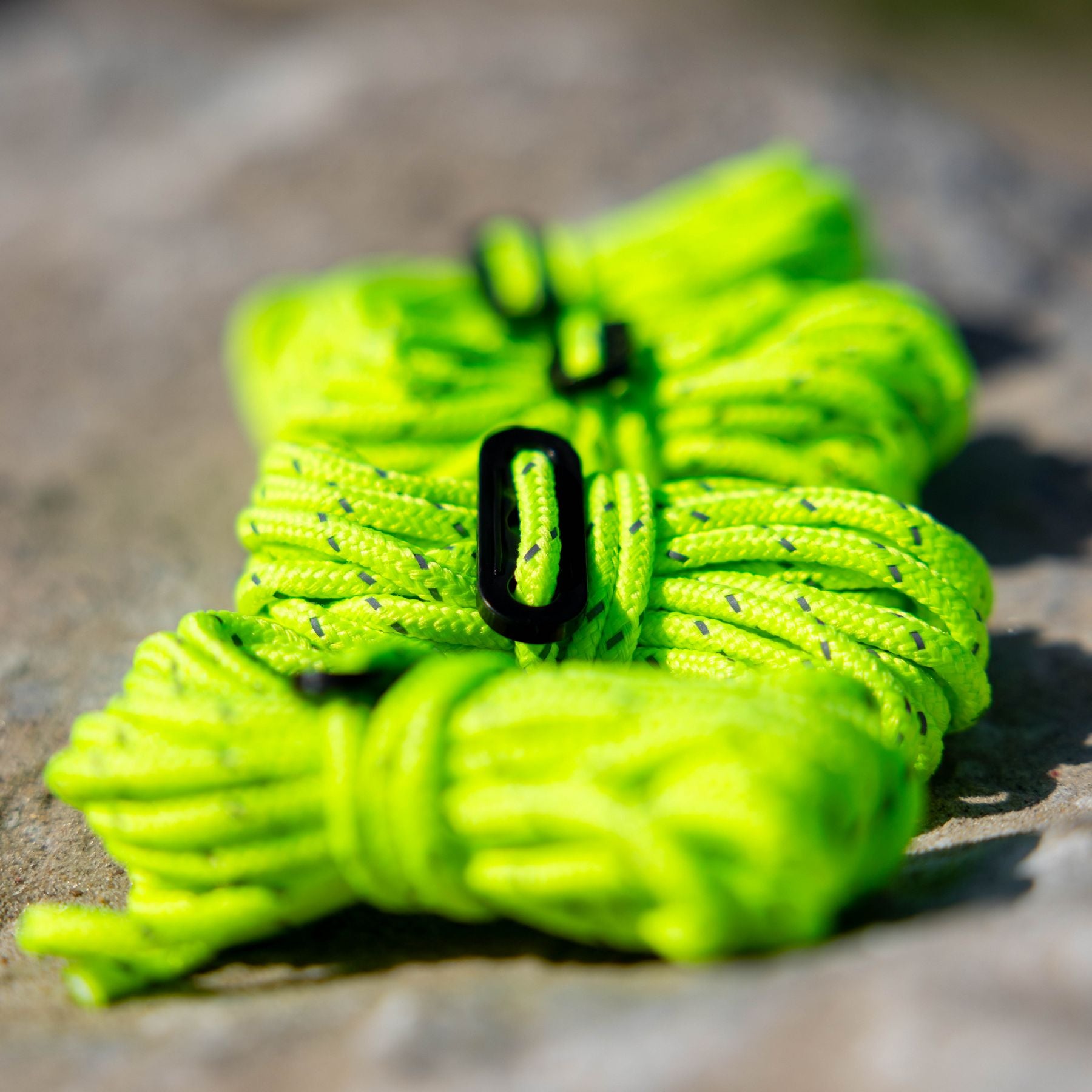 Hi-Vis Guy Ropes + Tensioners (4-pack)