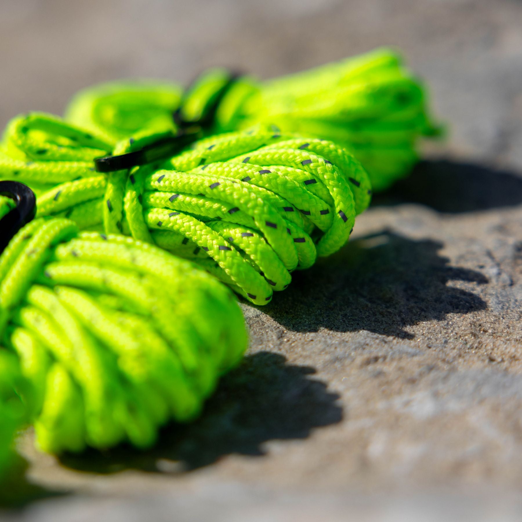 Hi-Vis Guy Ropes + Tensioners (4-pack)