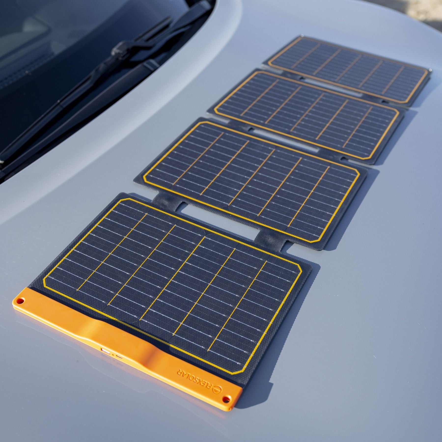 S40 Portable Solar Charger