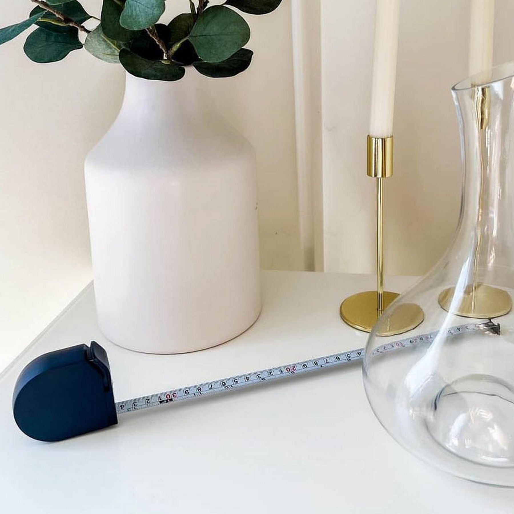 Selbstverriegelndes Maßband