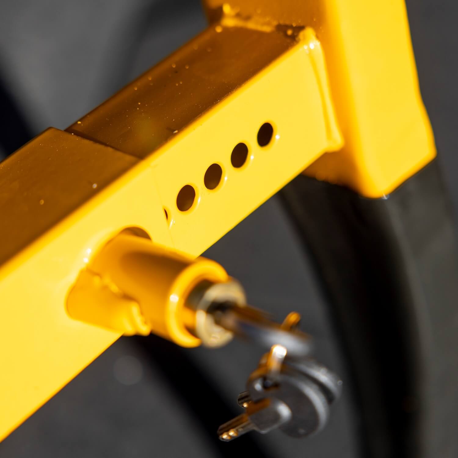 Universal Wheel Lock