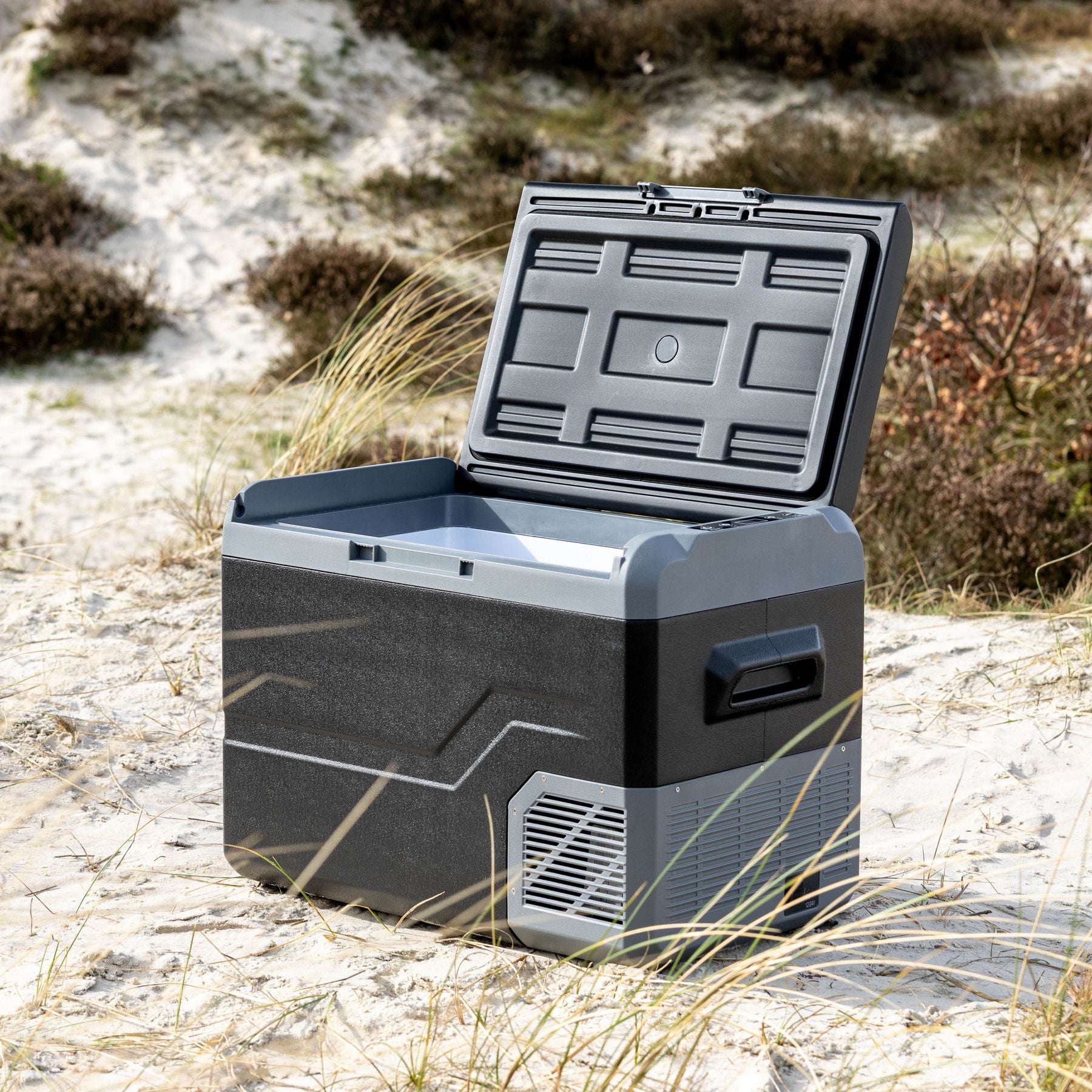 B40 Cool Freeze Box