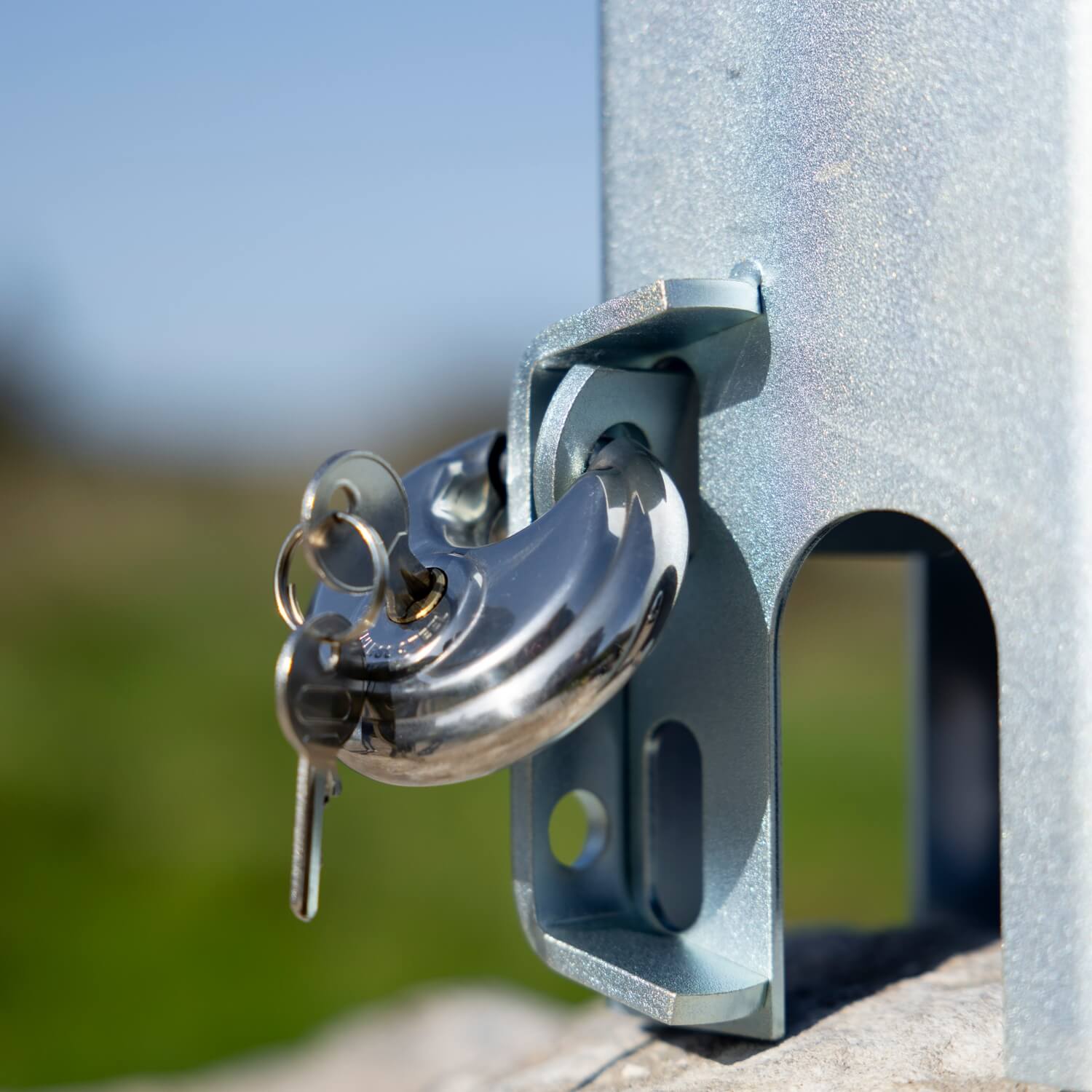 Coupling Hitch Lock