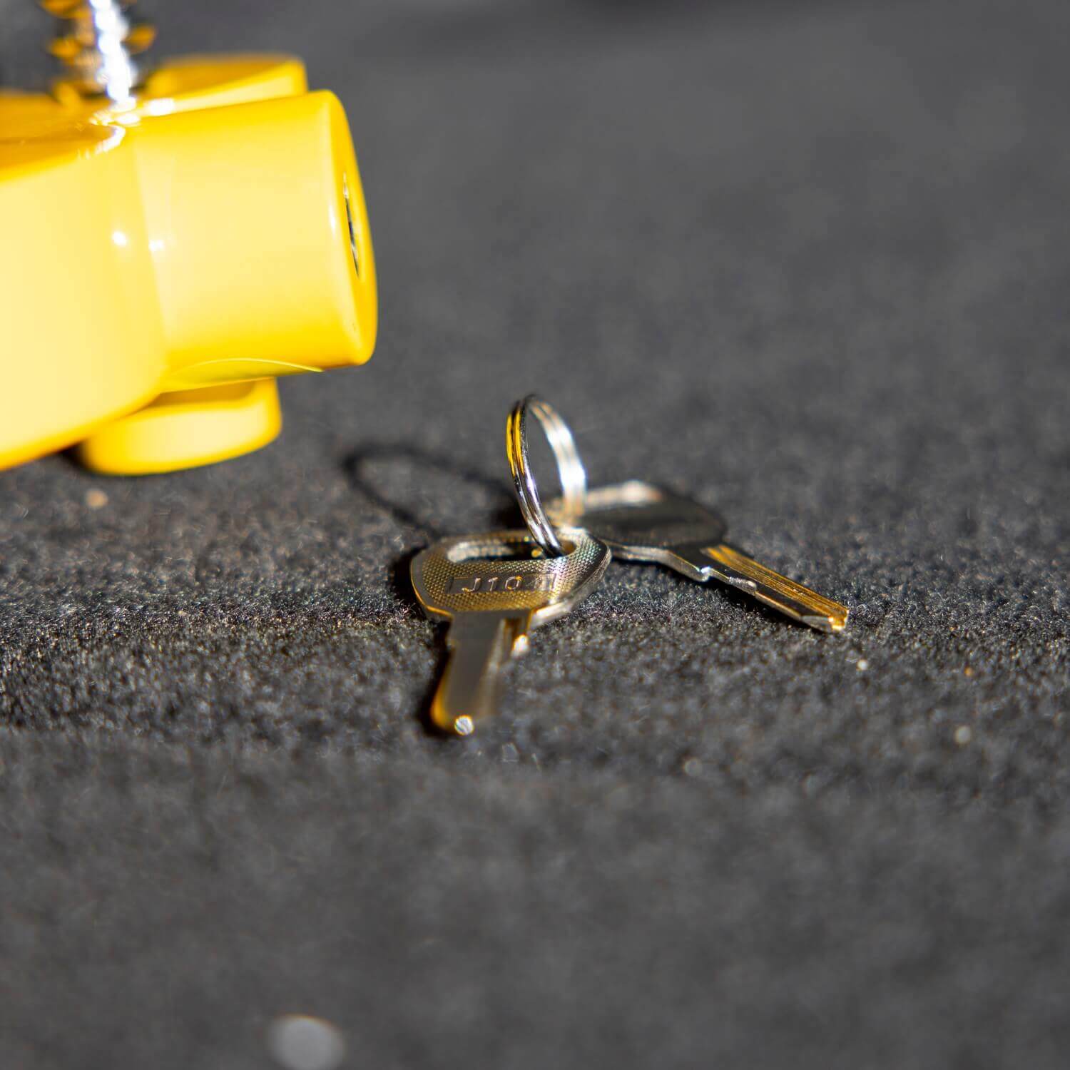 Universal Coupling Hitch Lock