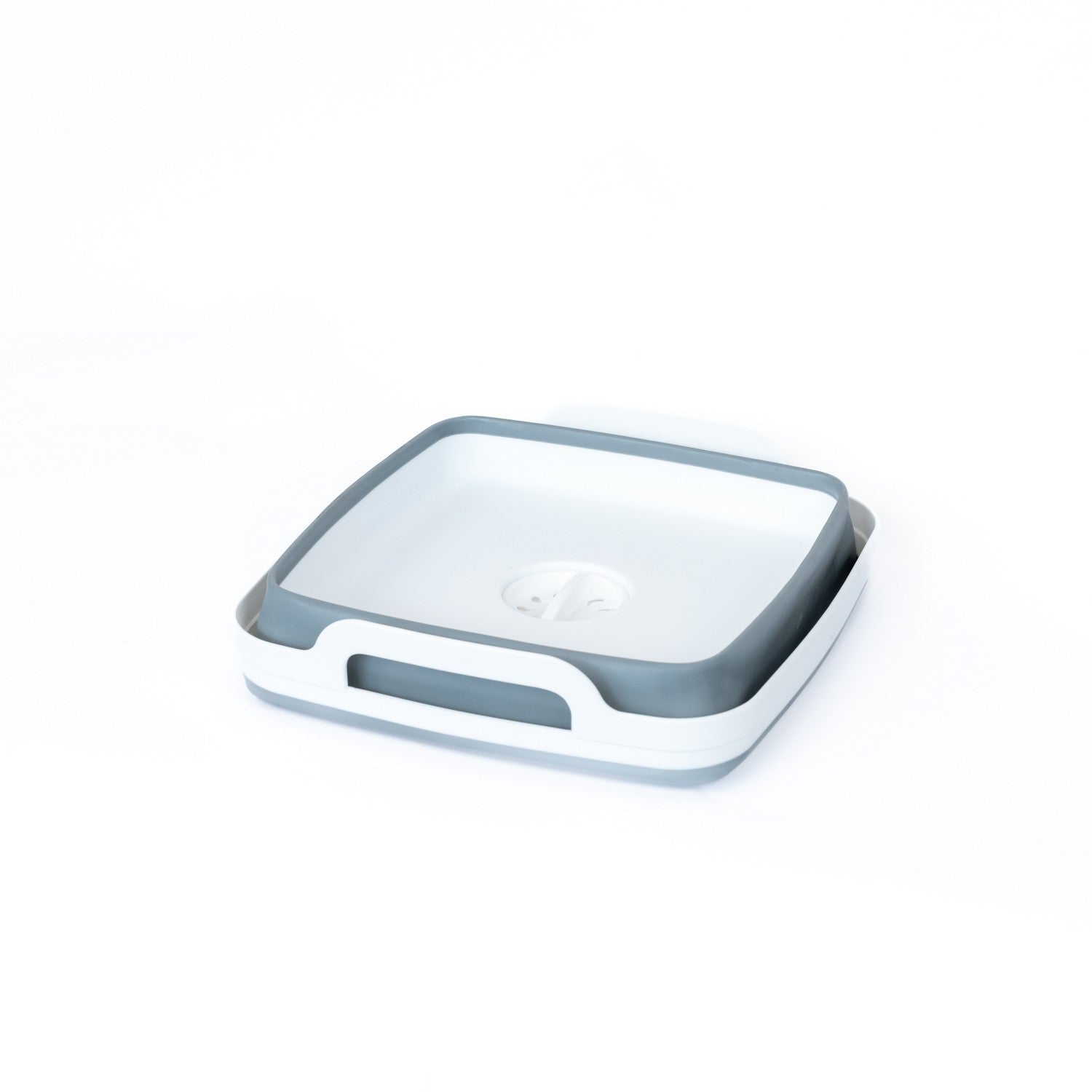 Collapsible Basin with Water Outlet